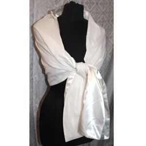 Cejon 100% Polyester Shawl Wrap, Ivy